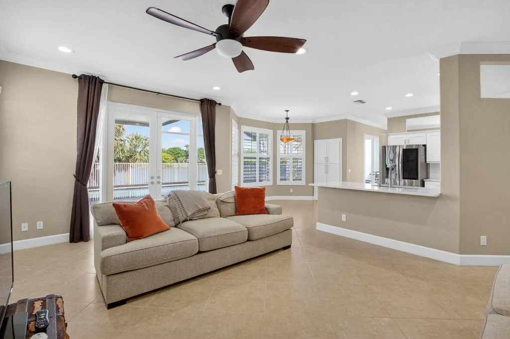 7245 Chesapeake Circle Boynton Beach FL 33436