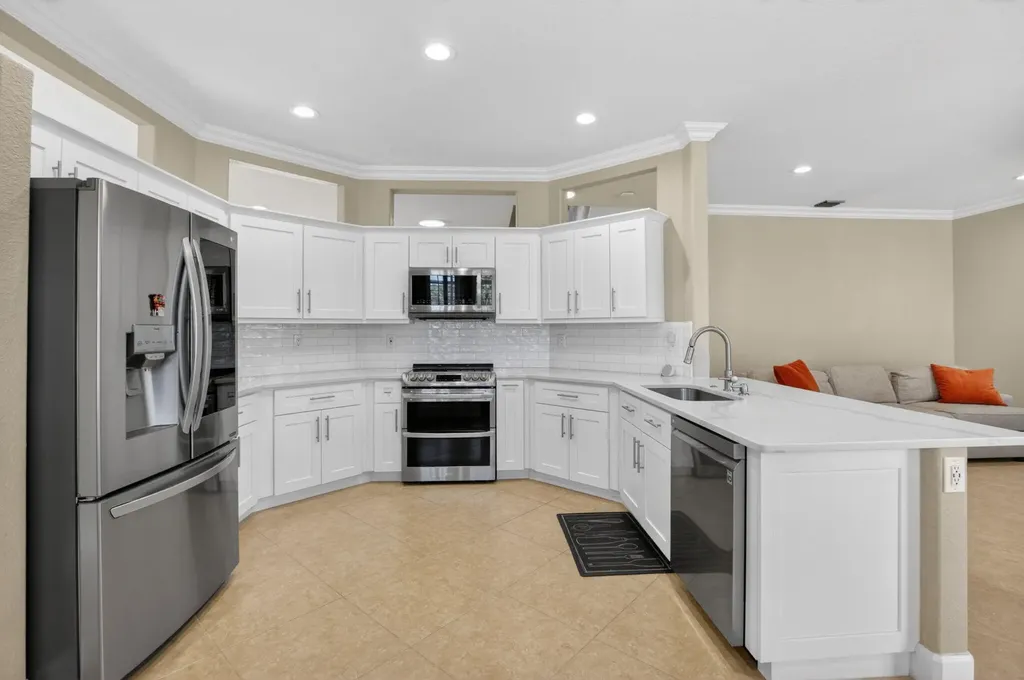 7245 Chesapeake Circle Boynton Beach FL 33436