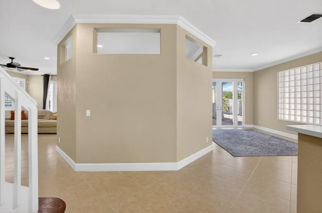 7245 Chesapeake Circle Boynton Beach FL 33436