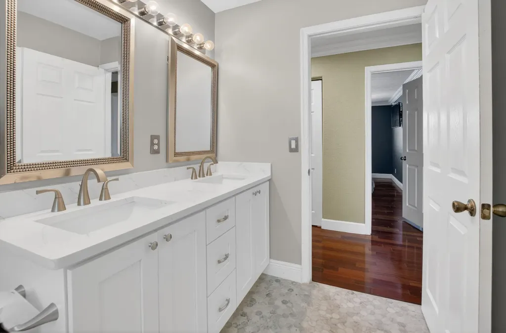 7245 Chesapeake Circle Boynton Beach FL 33436