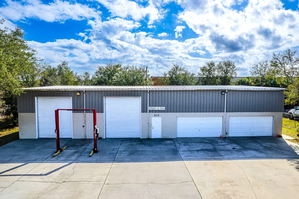 925 13th Lane Vero Beach FL