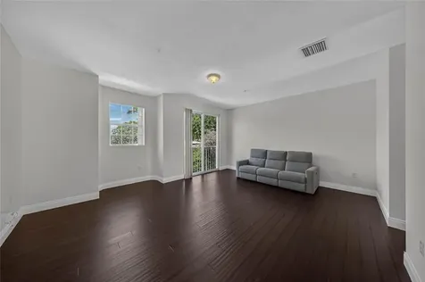 2725 NE 8th Avenue Wilton Manors FL 33334
