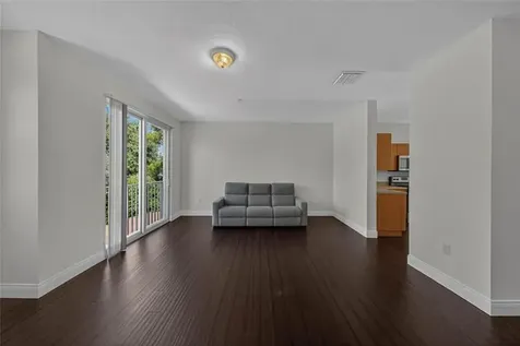 2725 NE 8th Avenue Wilton Manors FL 33334