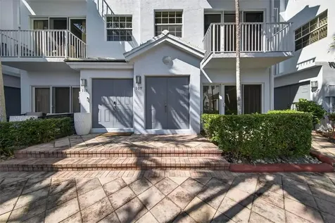 2725 NE 8th Avenue Wilton Manors FL 33334