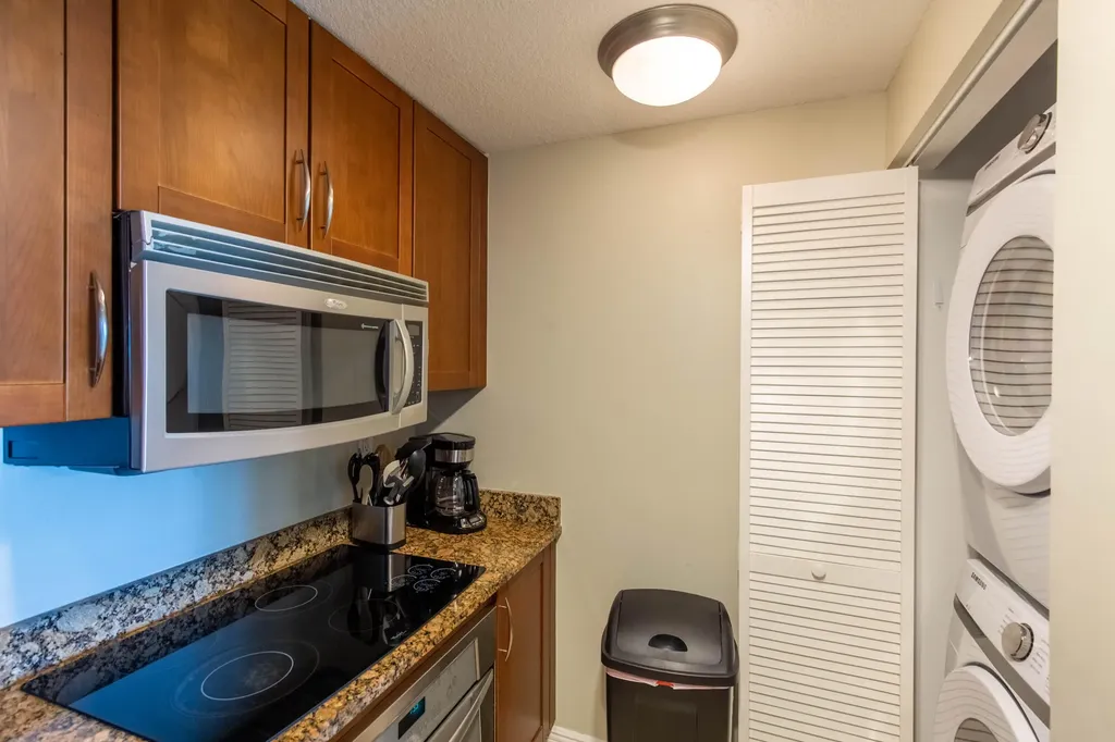 400 N Federal Highway Boynton Beach FL 33435