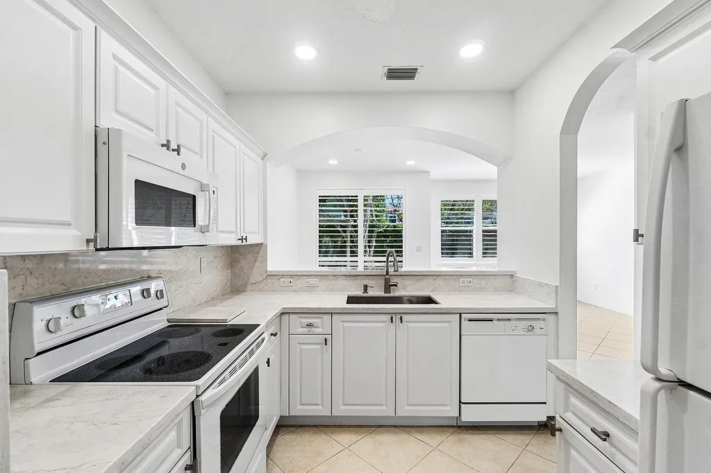 139 Coconut Key Lane Delray Beach FL 33484