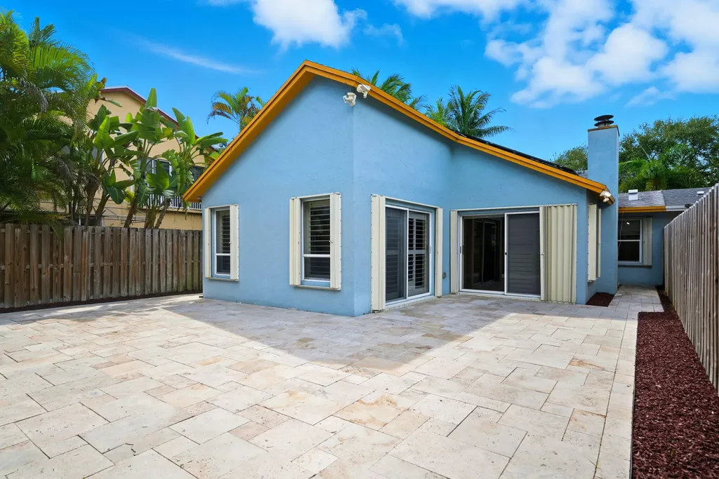 605 SW 15th Street Fort Lauderdale FL 33315