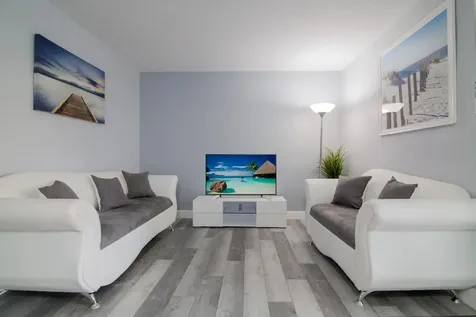 320 S Surf Road Hollywood FL 33019