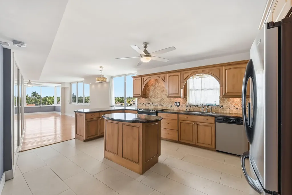 401 N Riverside Drive Pompano Beach FL 33062
