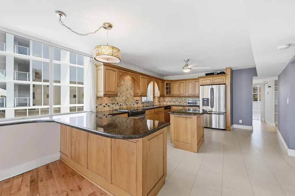 401 N Riverside Drive Pompano Beach FL 33062