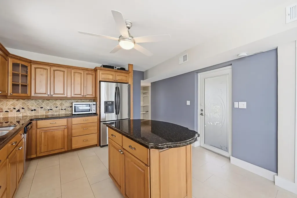 401 N Riverside Drive Pompano Beach FL 33062
