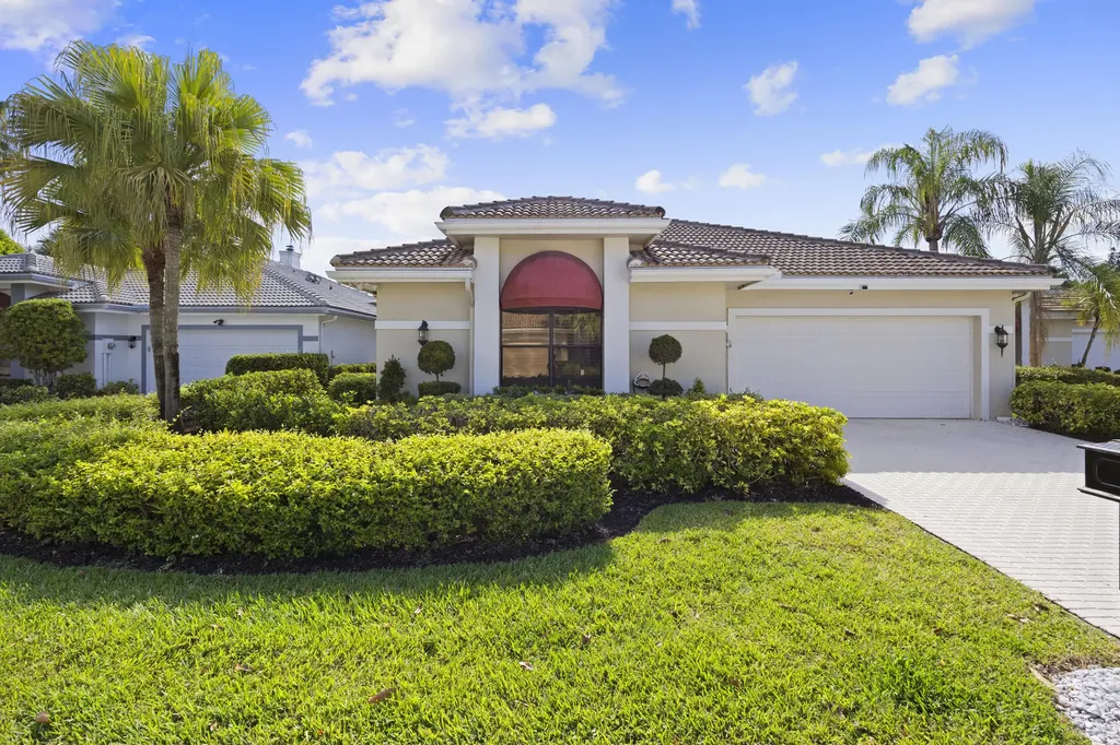10256 Spyglass Way Boca Raton FL 33498