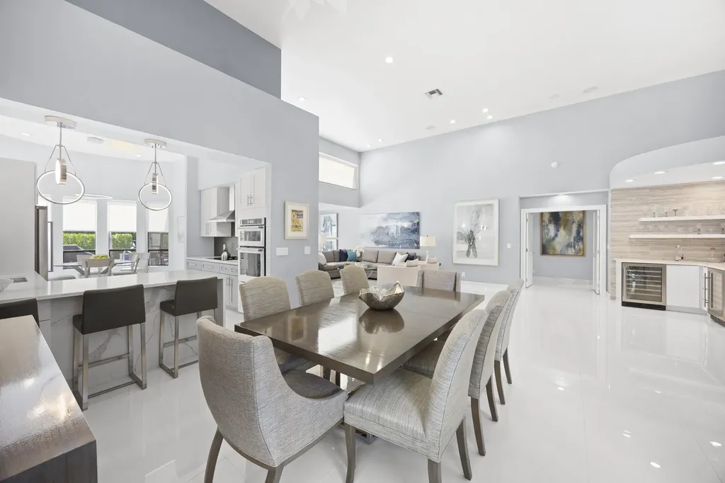 10256 Spyglass Way Boca Raton FL 33498