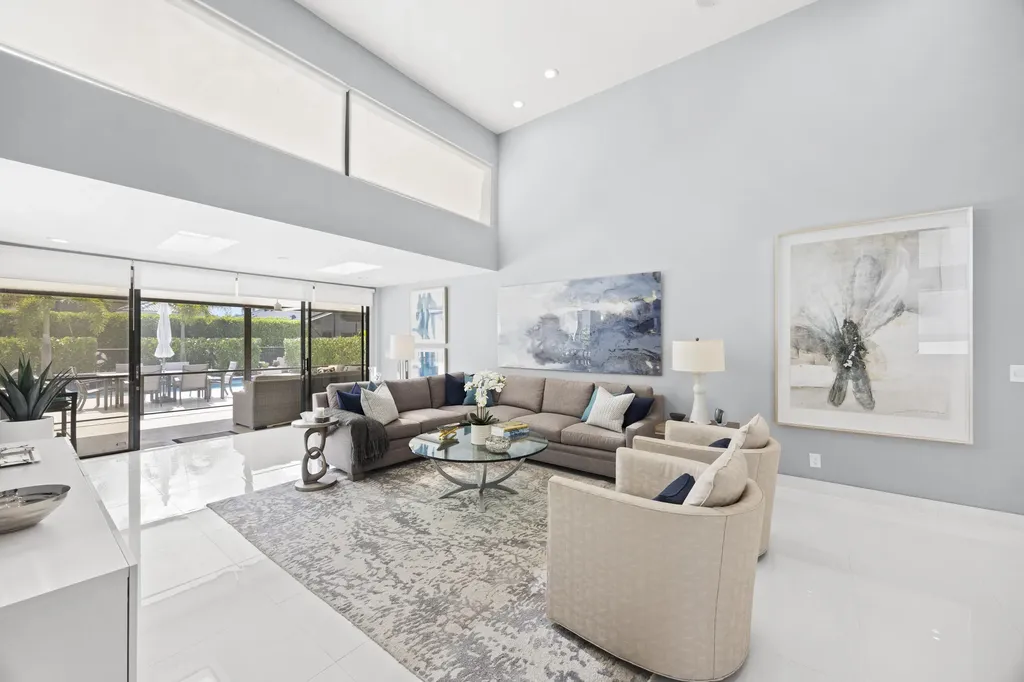 10256 Spyglass Way Boca Raton FL 33498
