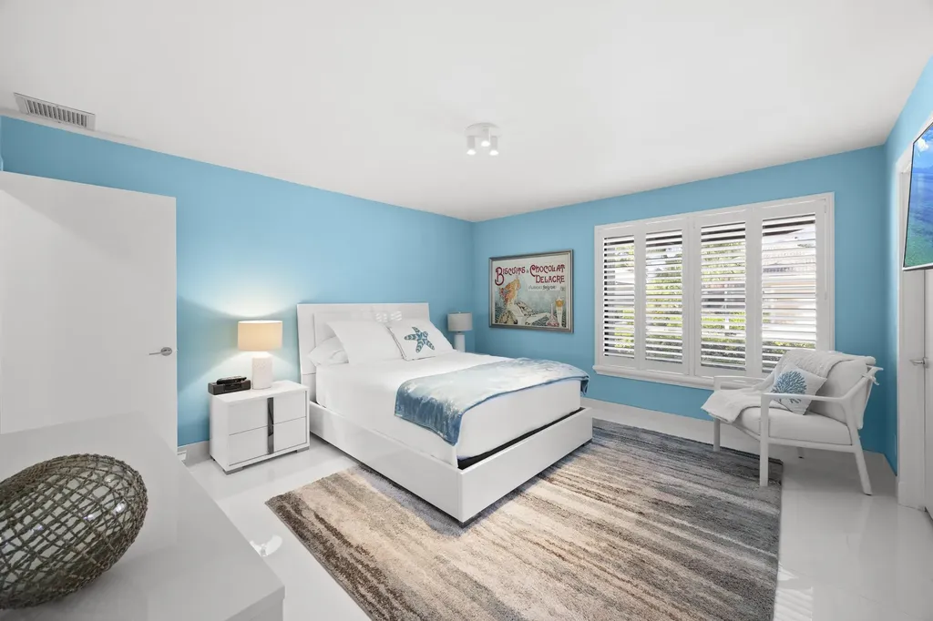 10256 Spyglass Way Boca Raton FL 33498