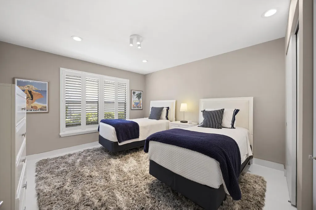 10256 Spyglass Way Boca Raton FL 33498