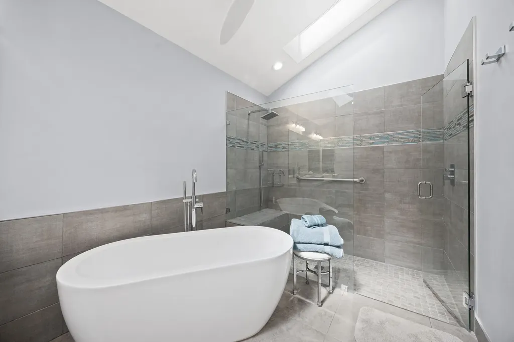 10256 Spyglass Way Boca Raton FL 33498