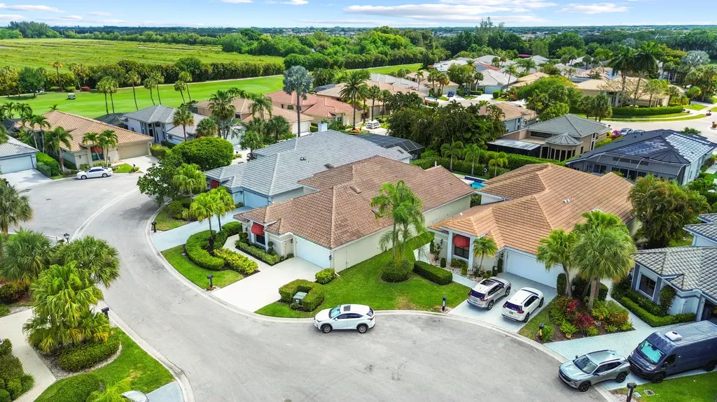 10256 Spyglass Way Boca Raton FL 33498