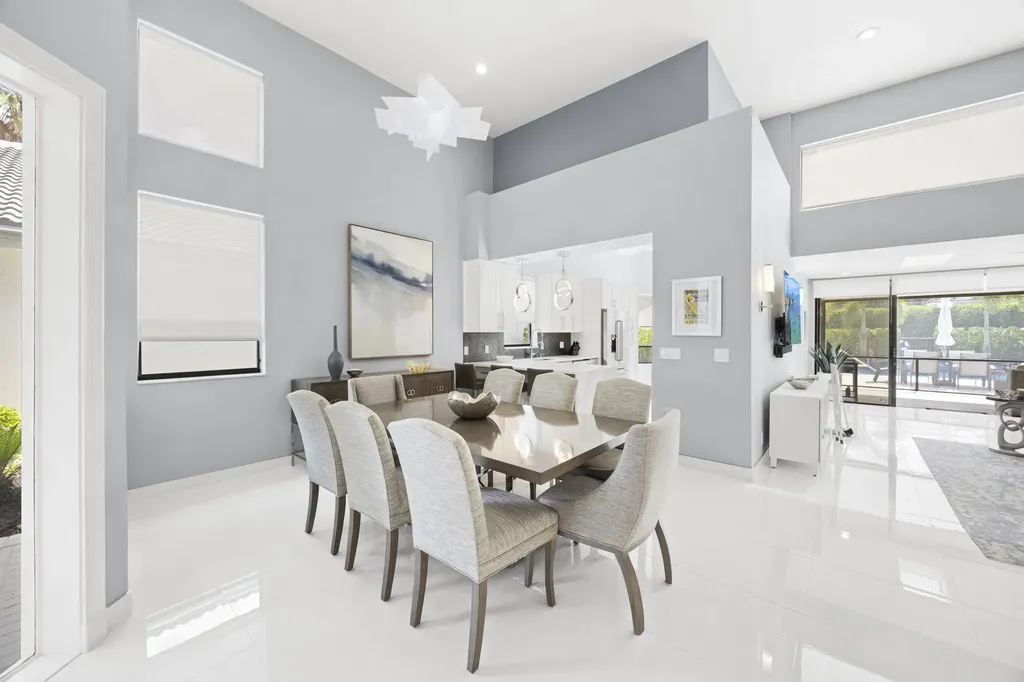 10256 Spyglass Way Boca Raton FL 33498
