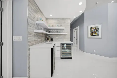 10256 Spyglass Way Boca Raton FL 33498