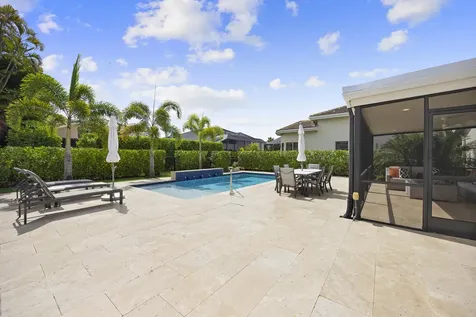 10256 Spyglass Way Boca Raton FL 33498