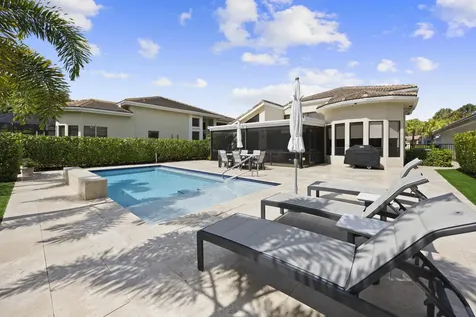 10256 Spyglass Way Boca Raton FL 33498