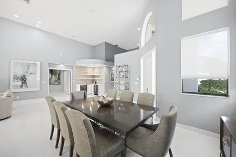 10256 Spyglass Way Boca Raton FL 33498