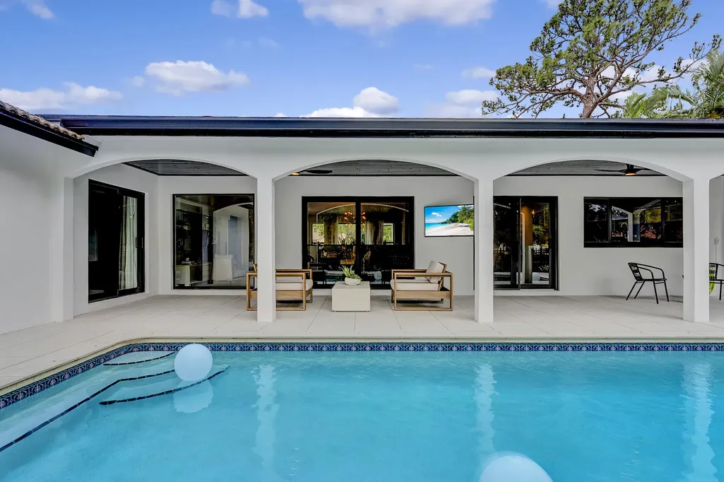 2425 NW 26th Street Boca Raton FL 33431