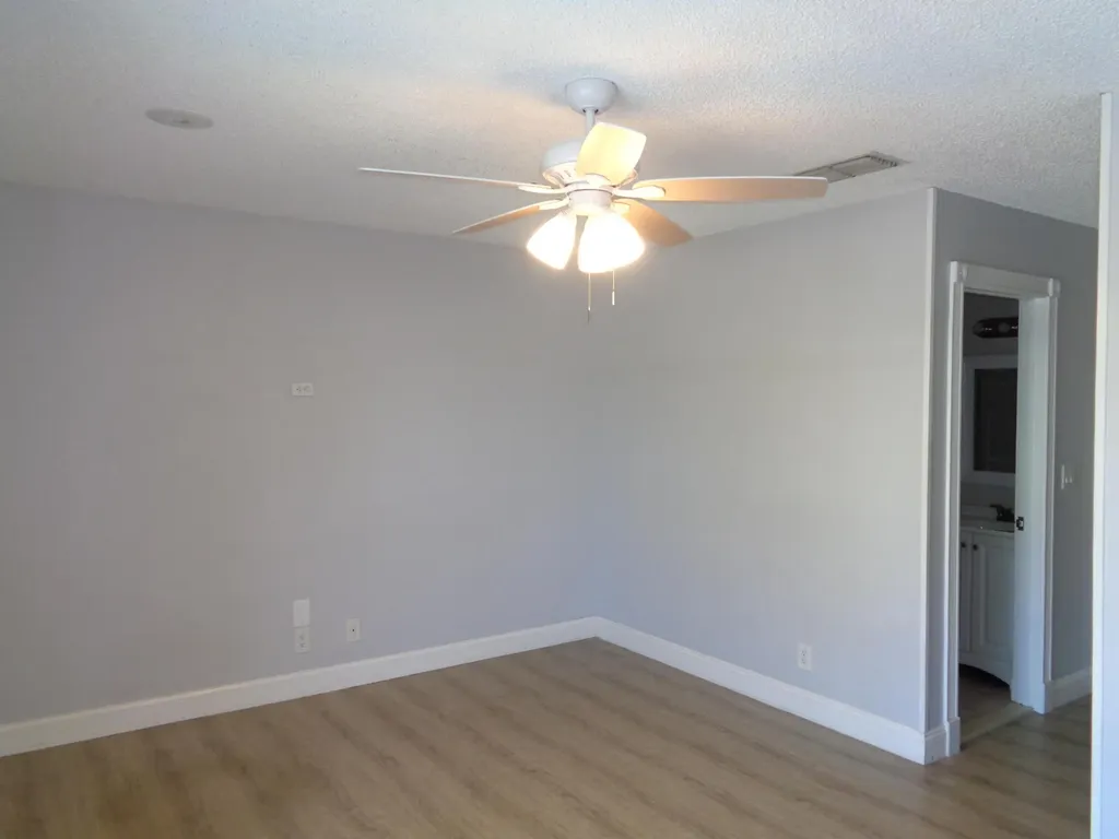 1917 NE 3rd Street Deerfield Beach FL 33441