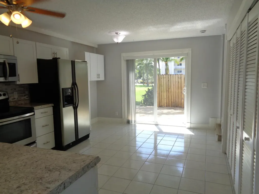 1917 NE 3rd Street Deerfield Beach FL 33441