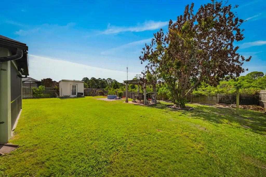 6124 NW Ginger Lane Port St Lucie FL 34986