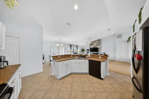 6124 NW Ginger Lane Port St Lucie FL 34986