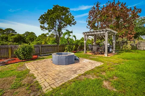 6124 NW Ginger Lane Port St Lucie FL 34986