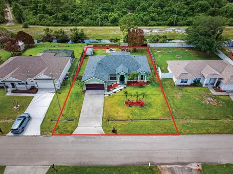 6124 NW Ginger Lane Port St Lucie FL 34986