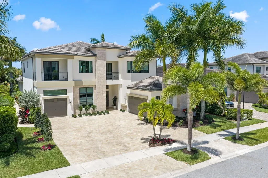 9275 Biaggio Road Boca Raton FL 33496