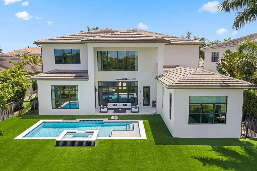 9275 Biaggio Road Boca Raton FL 33496