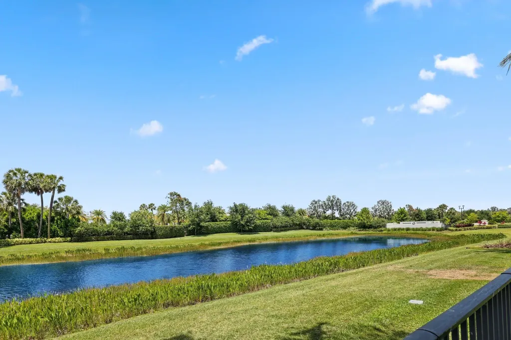 9275 Biaggio Road Boca Raton FL 33496