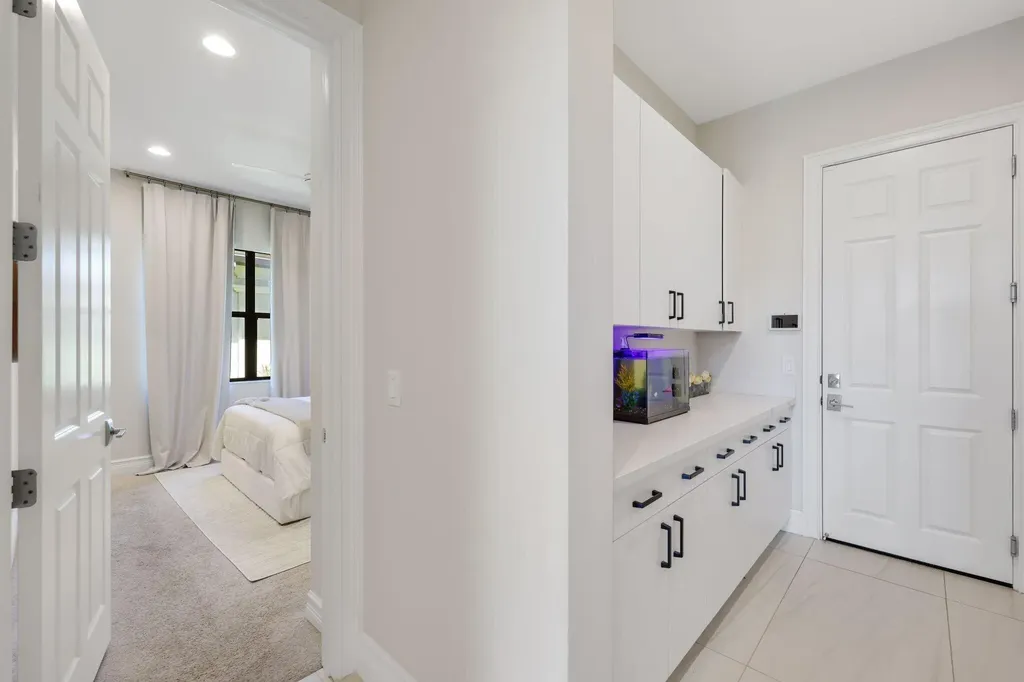 9275 Biaggio Road Boca Raton FL 33496