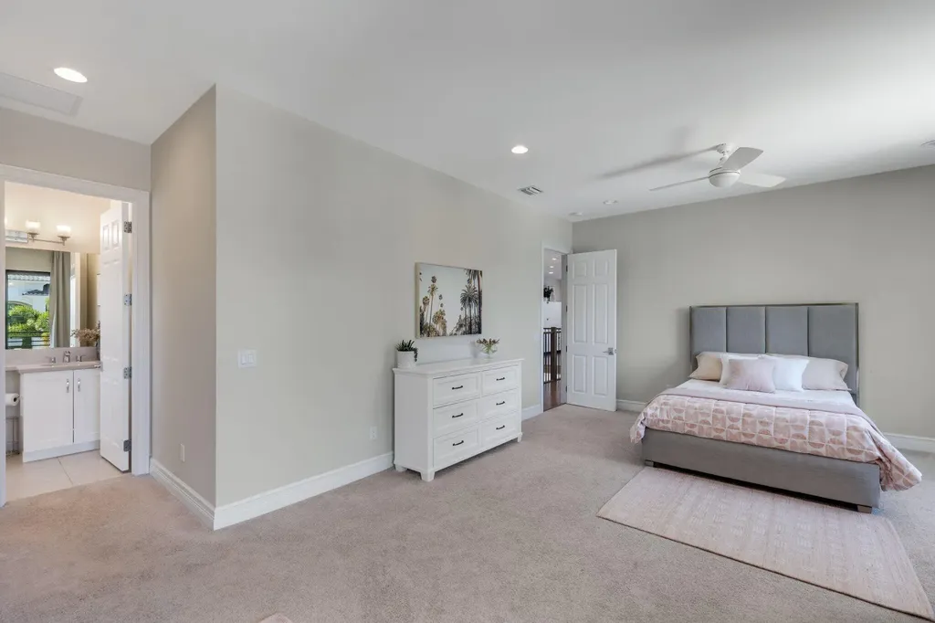 9275 Biaggio Road Boca Raton FL 33496