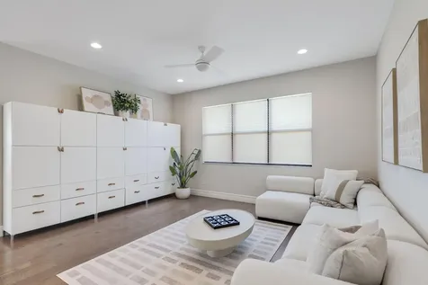9275 Biaggio Road Boca Raton FL 33496