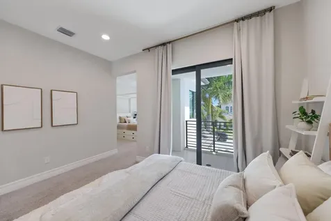 9275 Biaggio Road Boca Raton FL 33496