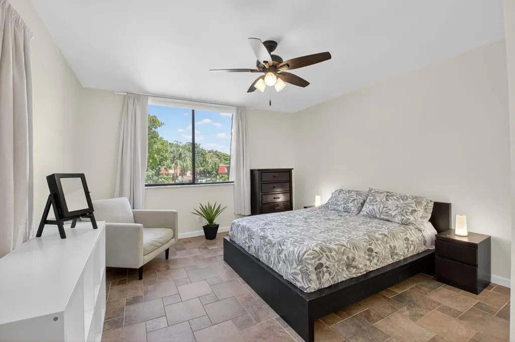 8057 Severn Drive Boca Raton FL 33433
