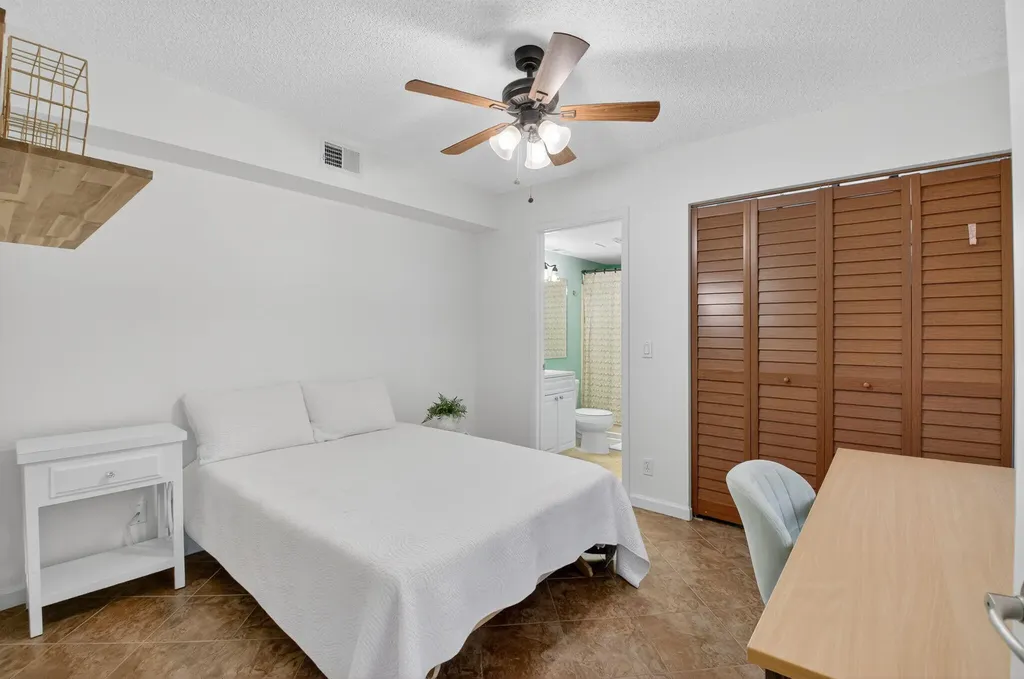 8057 Severn Drive Boca Raton FL 33433