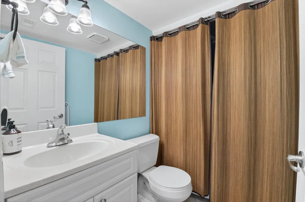 8057 Severn Drive Boca Raton FL 33433
