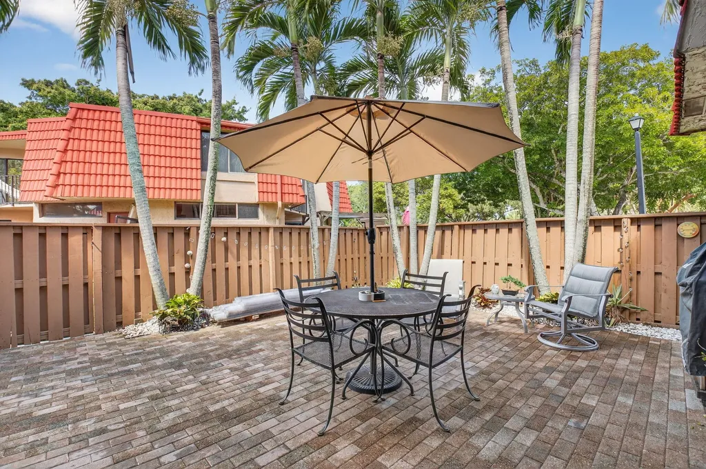 8057 Severn Drive Boca Raton FL 33433