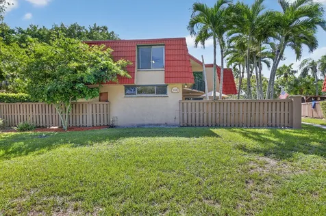 8057 Severn Drive Boca Raton FL 33433