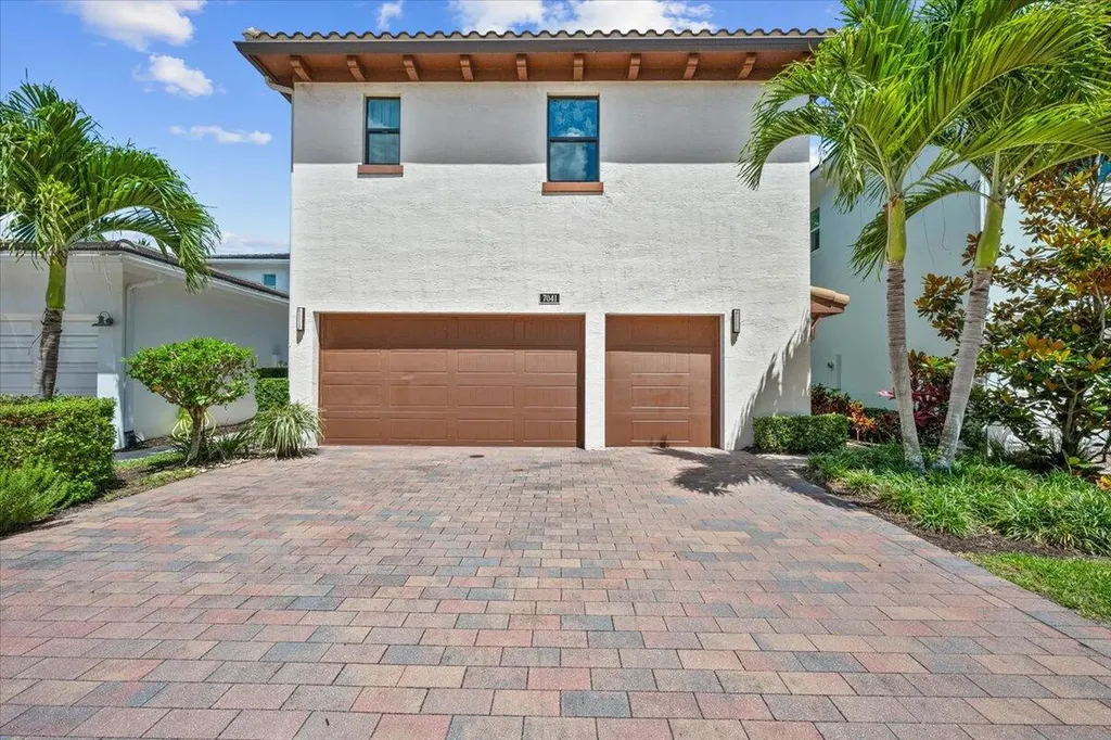 7041 Edison Place Palm Beach Gardens FL 33418