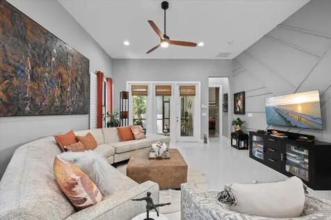 7041 Edison Place Palm Beach Gardens FL 33418