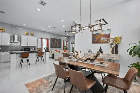 7041 Edison Place Palm Beach Gardens FL 33418