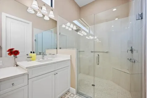 7041 Edison Place Palm Beach Gardens FL 33418